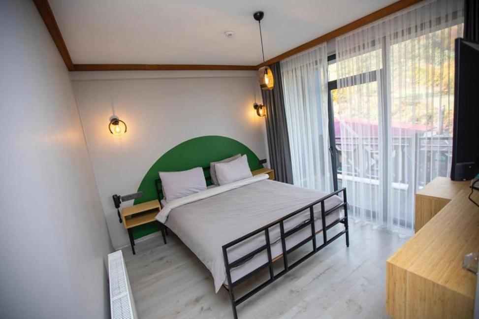 Macka Ispendam Tess Otel מראה חיצוני תמונה